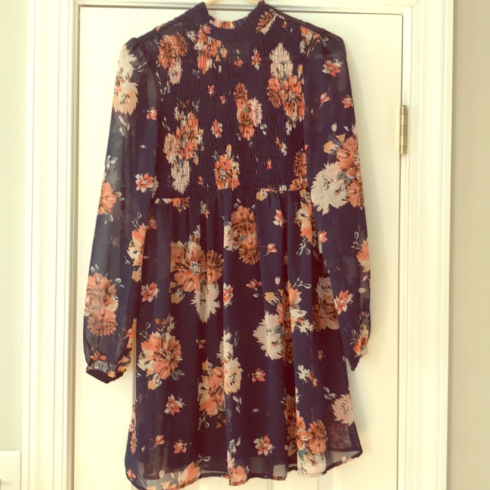 Flirty floral Navy blue cocktail dress